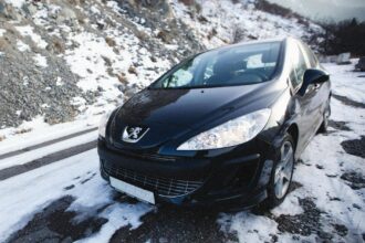 Peugeot Est Victime Faille Voleur