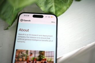 Fin Applications Openai Préparerait Smartphone