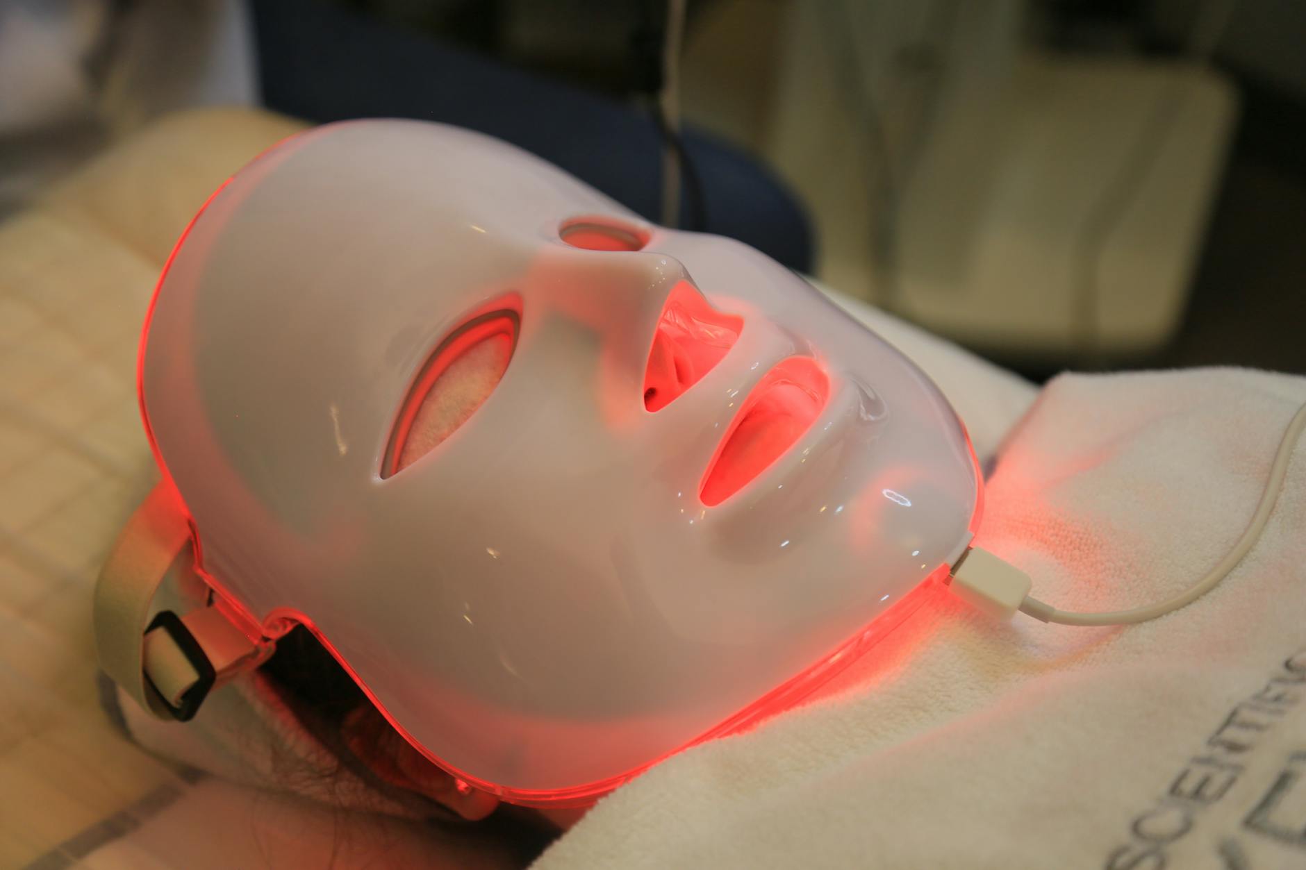 Test Shark Beauty Cryoglow Masque